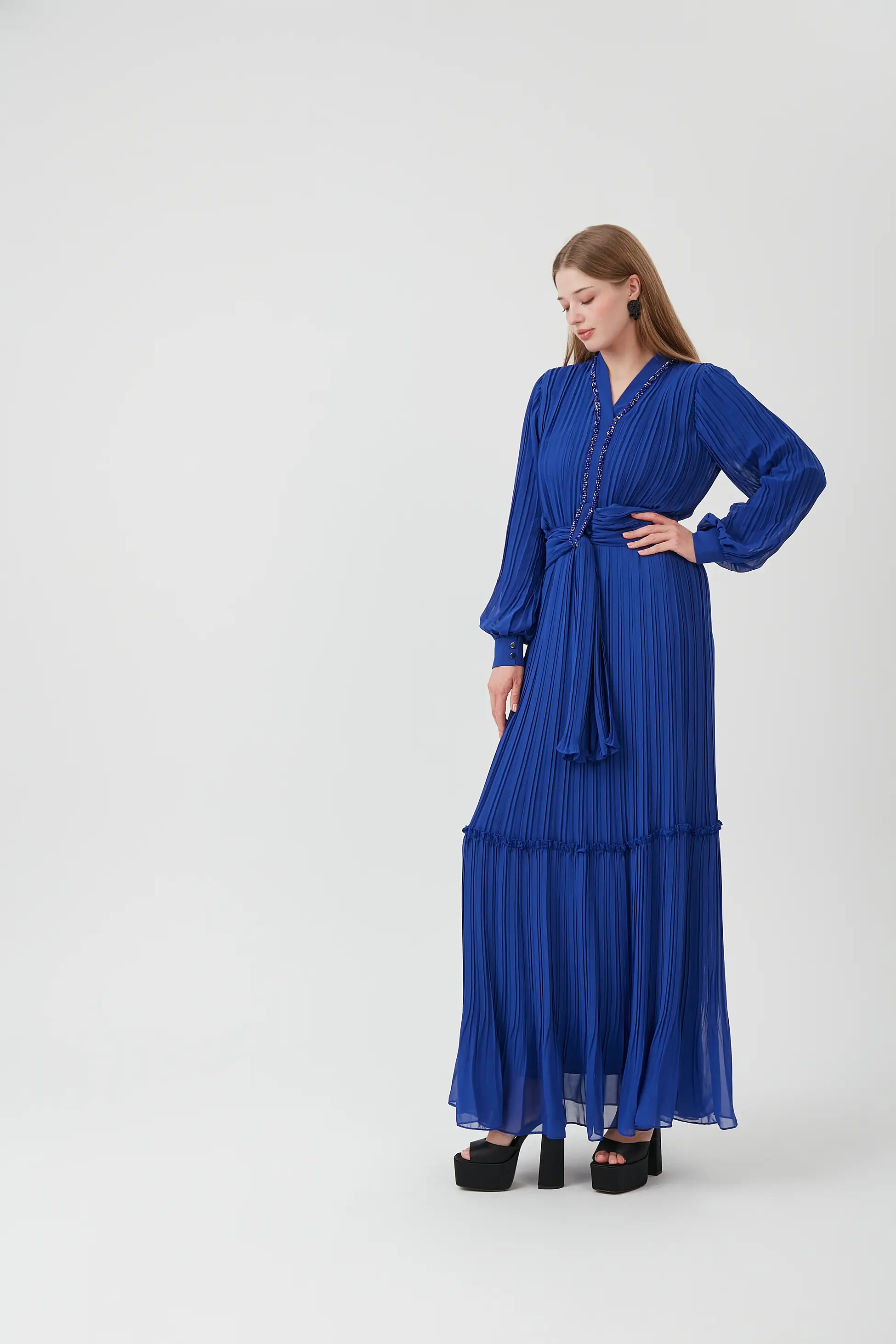 SHR MODEL TAŞLI PİLİSELİ ELBİSE