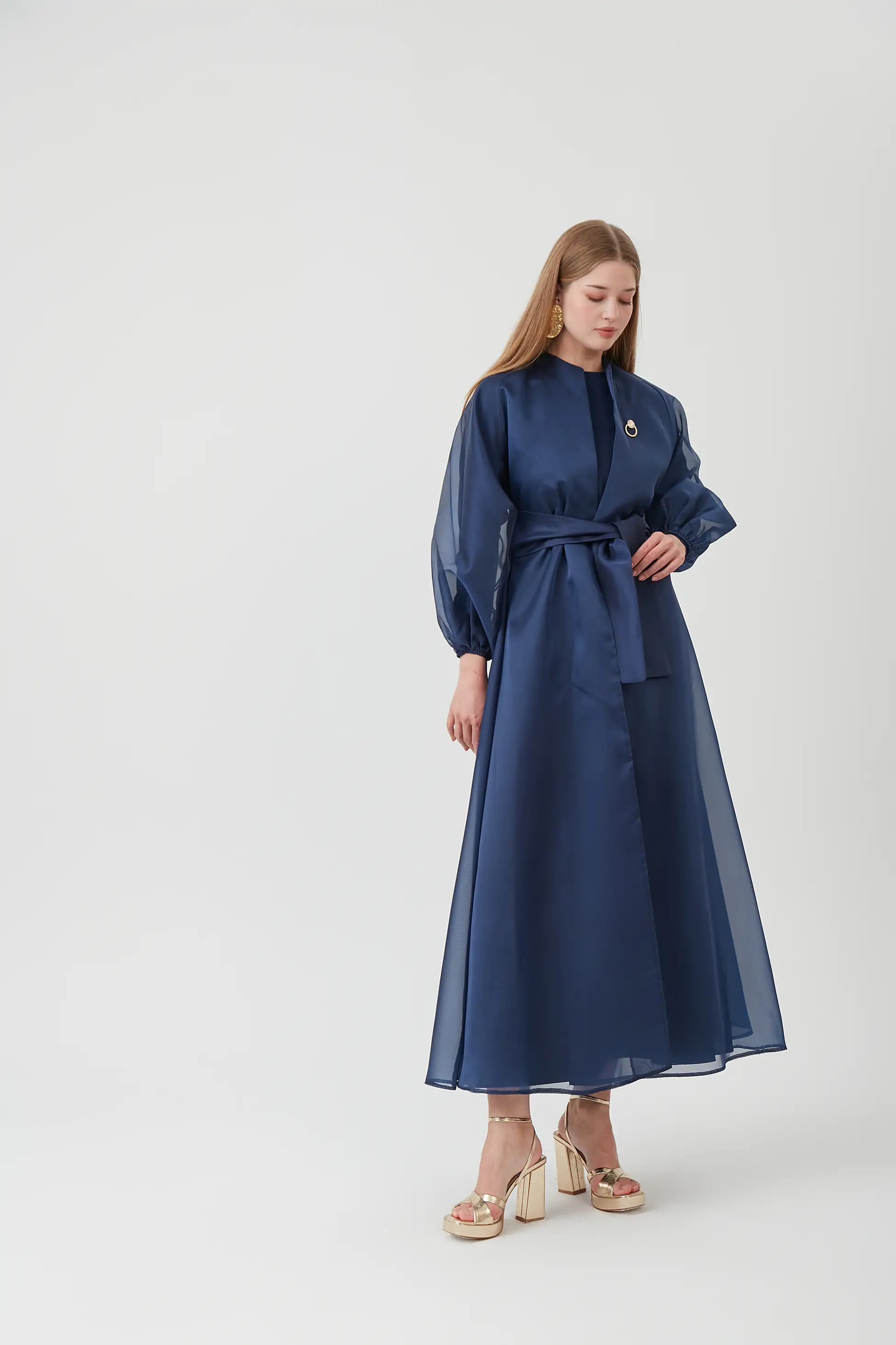 Aimee Broş Detaylı Abaya