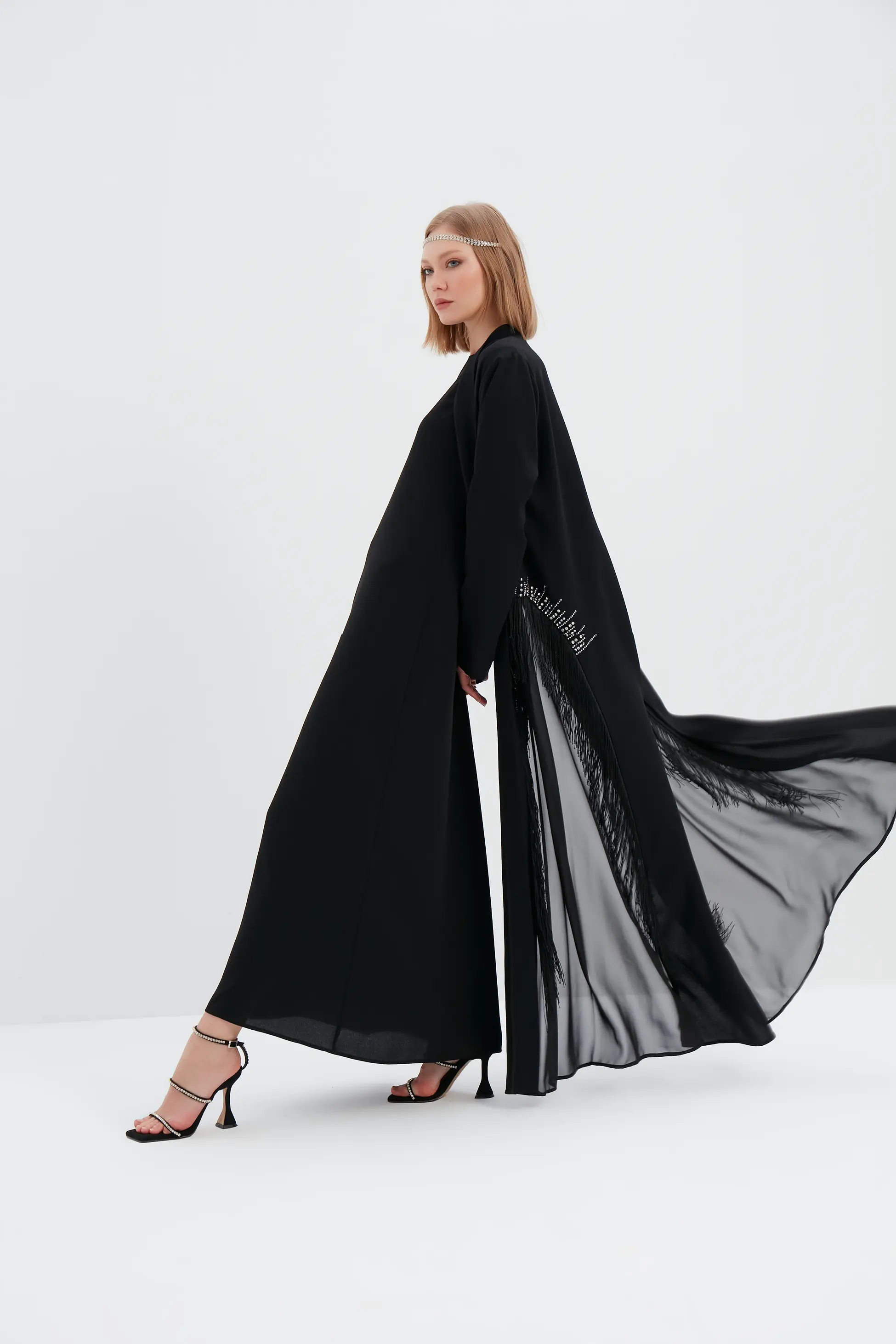 Sera Taş Detaylı Abaya