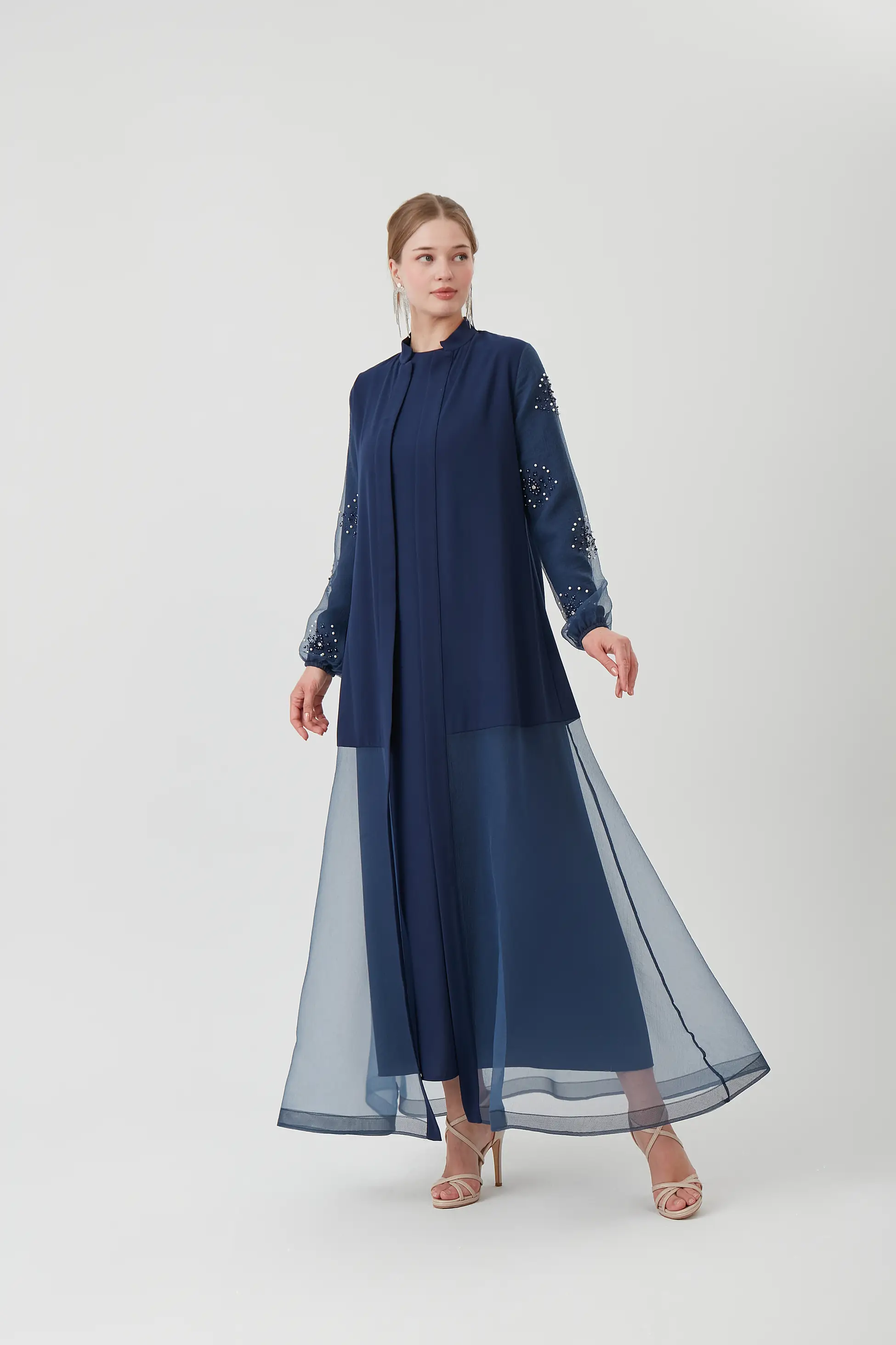 KOLU TAŞLI ORGANİZE ABAYA