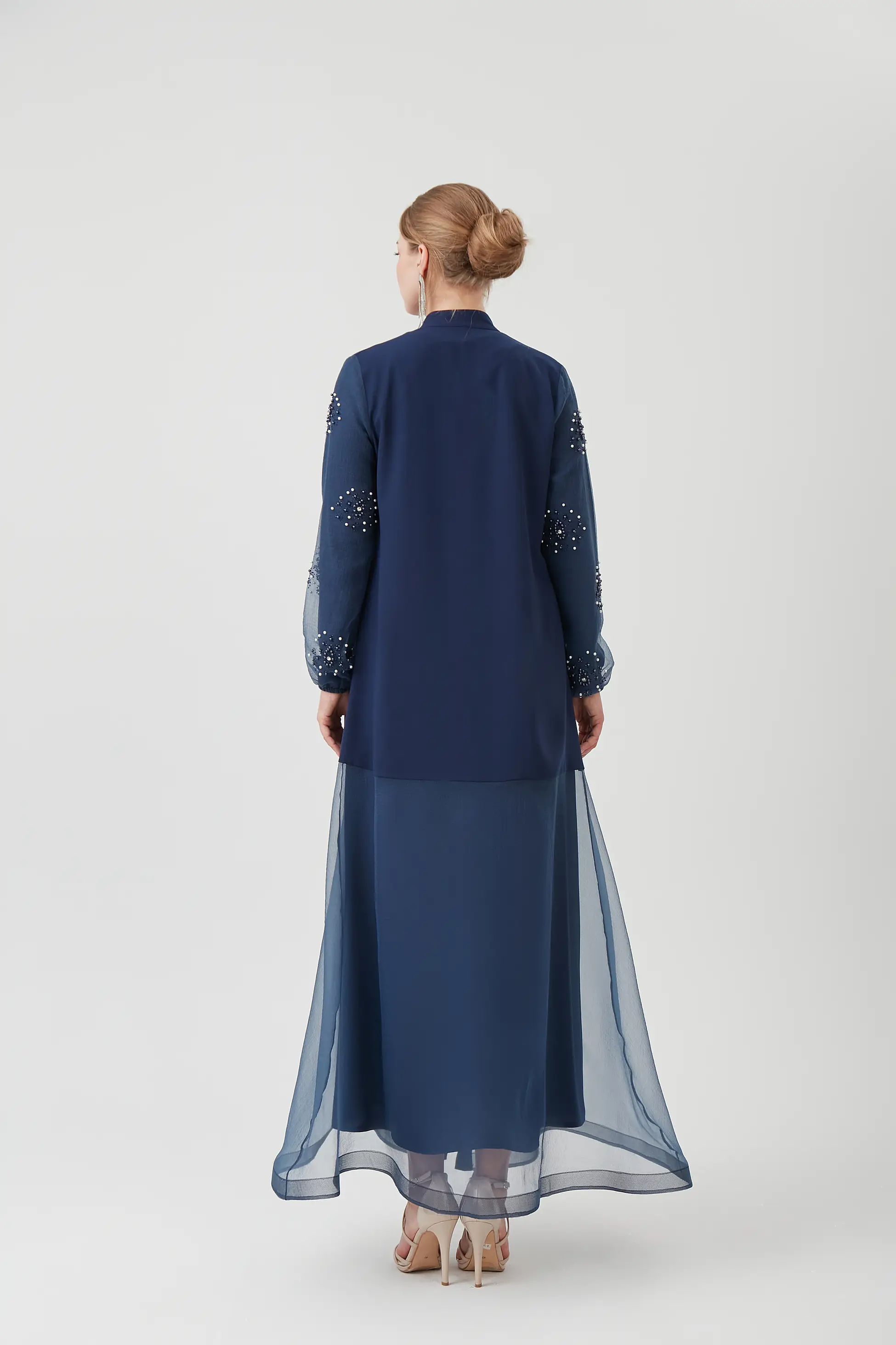 KOLU TAŞLI ORGANİZE ABAYA