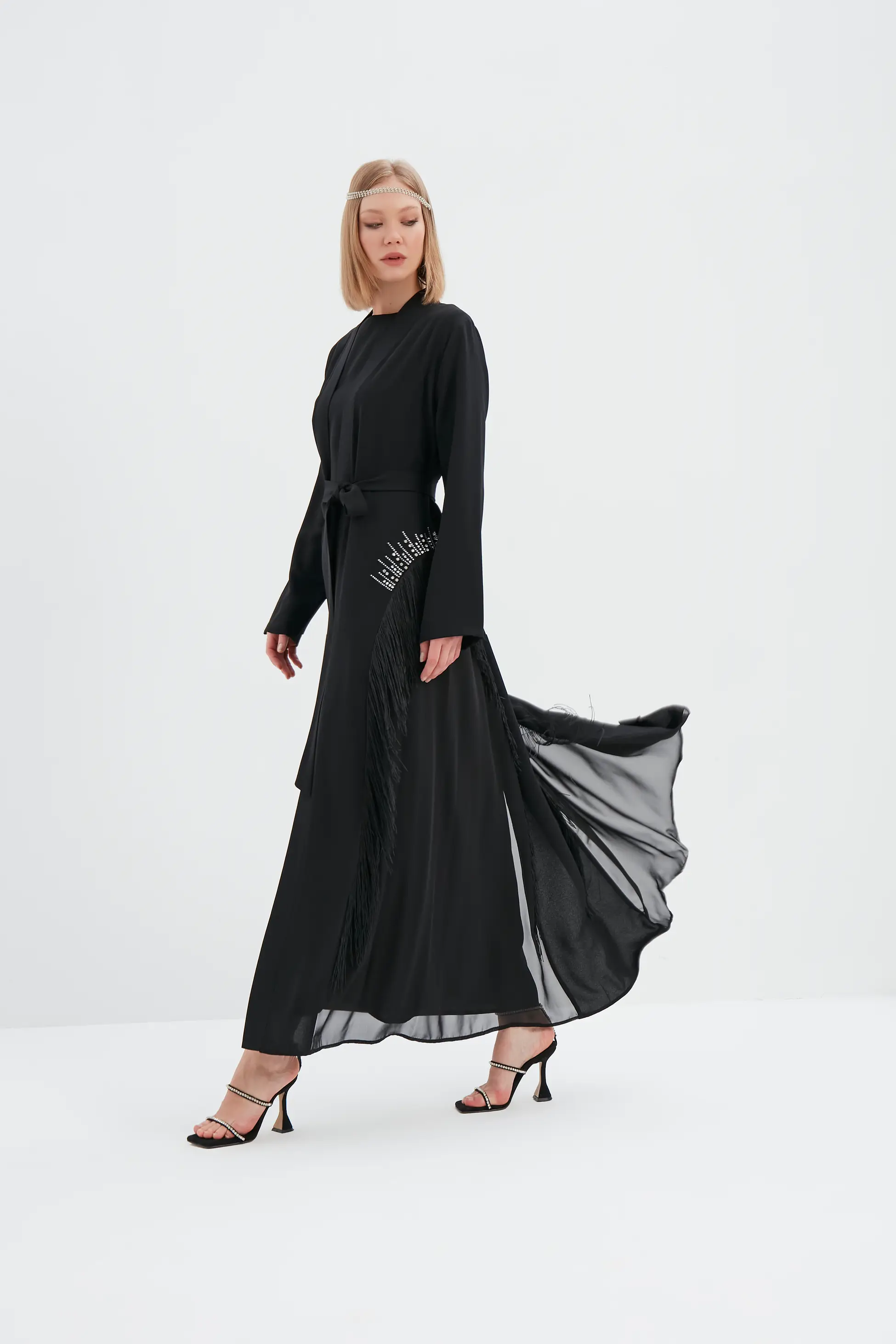 Sera Taş Detaylı Abaya