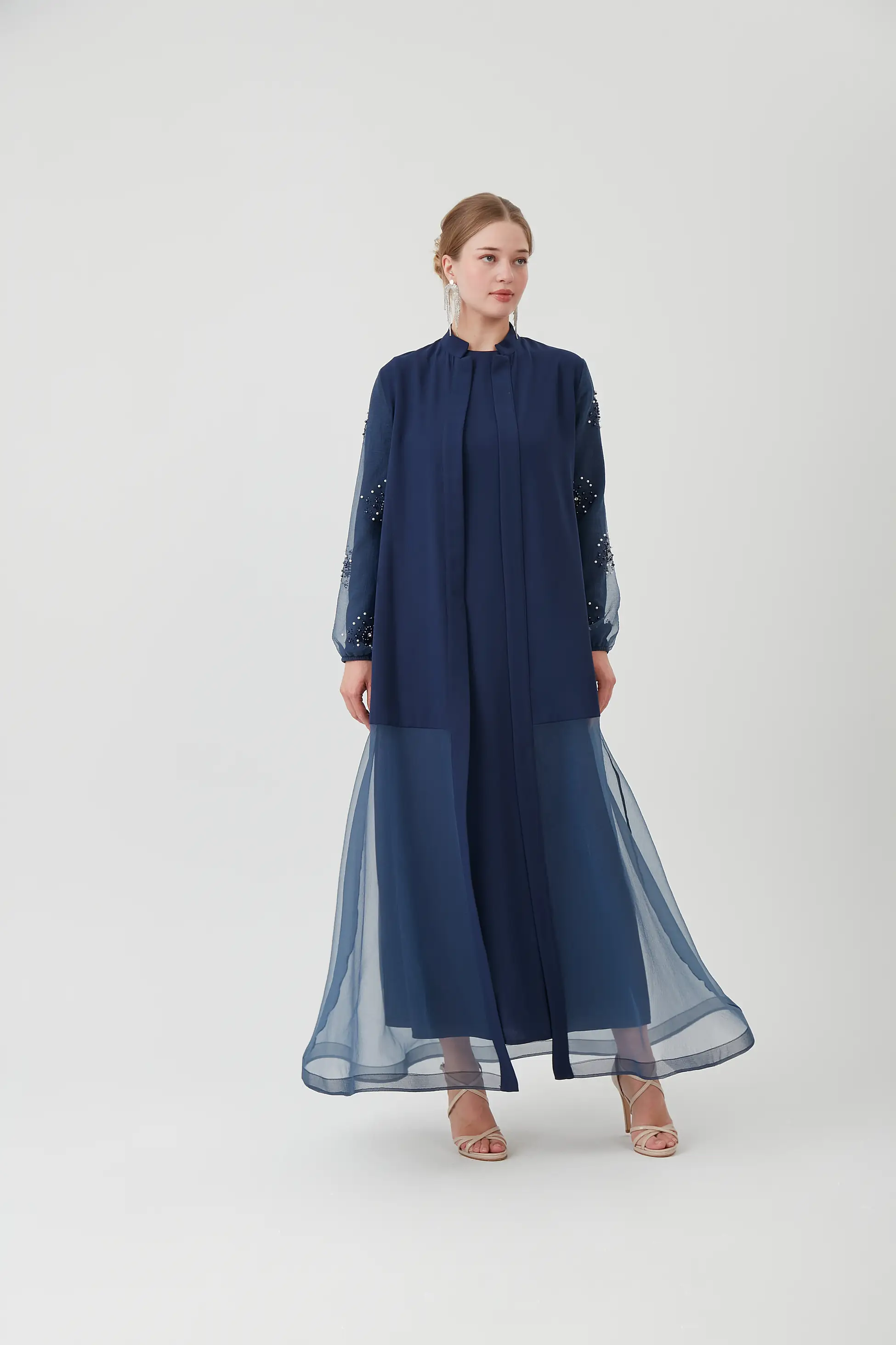 KOLU TAŞLI ORGANİZE ABAYA